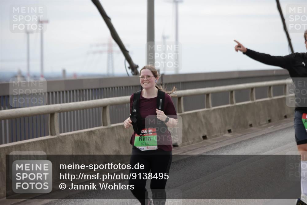 03.10.2025 - Köhlbrandbrückenlauf Jannik Wohlers http://msf.ph/oto/9138495 03.10.2025 16:08:53 Position 1 8273 meine-sportfotos.de