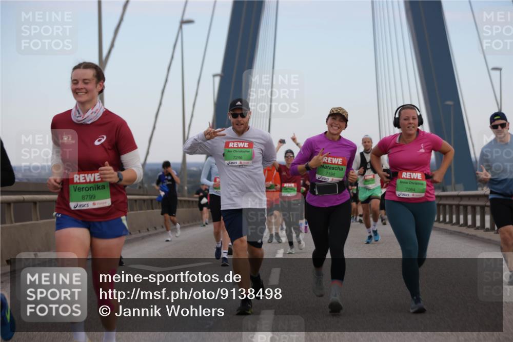 03.10.2025 - Köhlbrandbrückenlauf Jannik Wohlers http://msf.ph/oto/9138498 03.10.2025 15:28:25 Position 1 8799, 7246, 7194, 7264 meine-sportfotos.de
