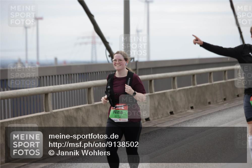 03.10.2025 - Köhlbrandbrückenlauf Jannik Wohlers http://msf.ph/oto/9138502 03.10.2025 16:08:53 Position 1 8273 meine-sportfotos.de