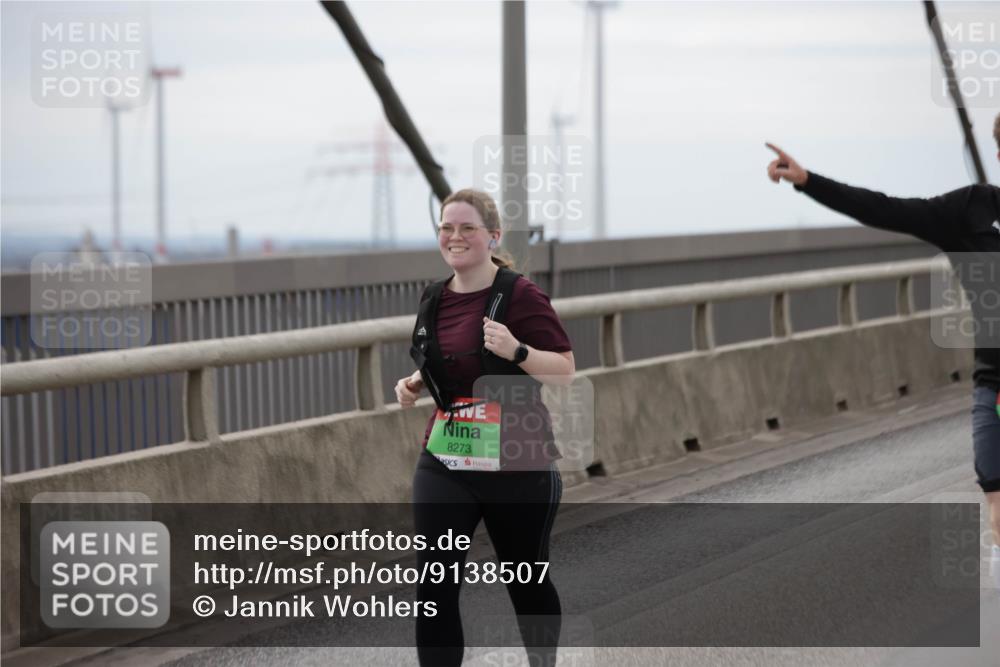 03.10.2025 - Köhlbrandbrückenlauf Jannik Wohlers http://msf.ph/oto/9138507 03.10.2025 16:08:53 Position 1 8273 meine-sportfotos.de