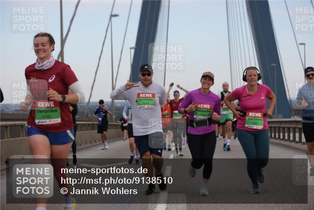 03.10.2025 - Köhlbrandbrückenlauf Jannik Wohlers http://msf.ph/oto/9138510 03.10.2025 15:28:25 Position 1 8799, 7246, 7194, 7264 meine-sportfotos.de