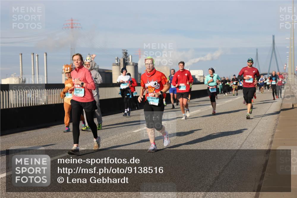 03.10.2025 - Köhlbrandbrückenlauf Lena Gebhardt http://msf.ph/oto/9138516 03.10.2025 09:56:14 Position 2 1431, 3699 meine-sportfotos.de