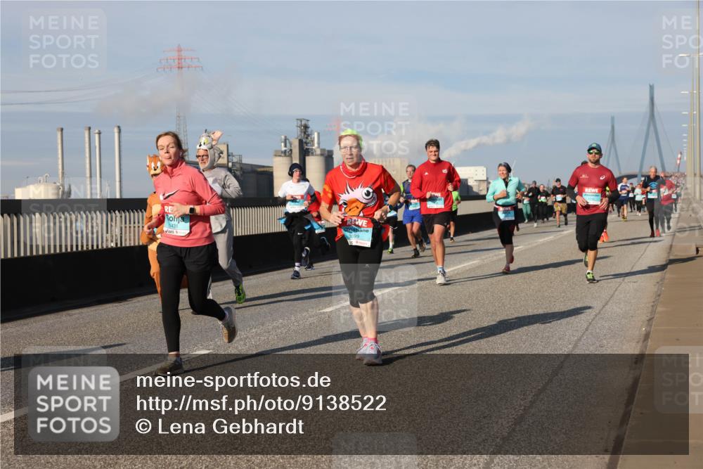 03.10.2025 - Köhlbrandbrückenlauf Lena Gebhardt http://msf.ph/oto/9138522 03.10.2025 09:56:14 Position 2 1431, 3699 meine-sportfotos.de