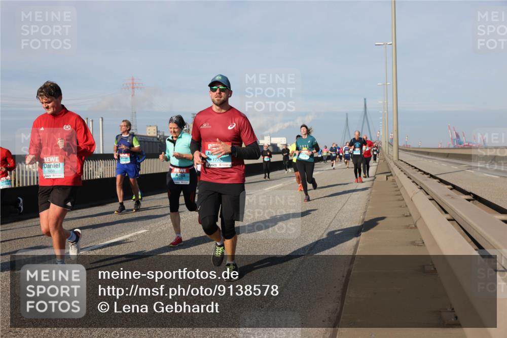 03.10.2025 - Köhlbrandbrückenlauf Lena Gebhardt http://msf.ph/oto/9138578 03.10.2025 09:56:17 Position 2 1456, 1770 meine-sportfotos.de