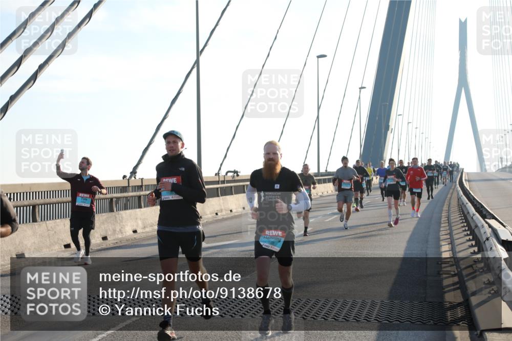 03.10.2025 - Köhlbrandbrückenlauf Yannick Fuchs http://msf.ph/oto/9138678 03.10.2025 08:23:05 Position 2 3315 meine-sportfotos.de