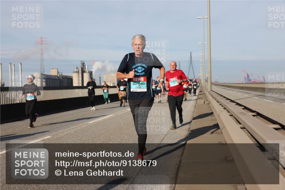 03.10.2025 - Köhlbrandbrückenlauf Lena Gebhardt http://msf.ph/oto/9138679 03.10.2025 09:56:22 Position 2 2699 meine-sportfotos.de