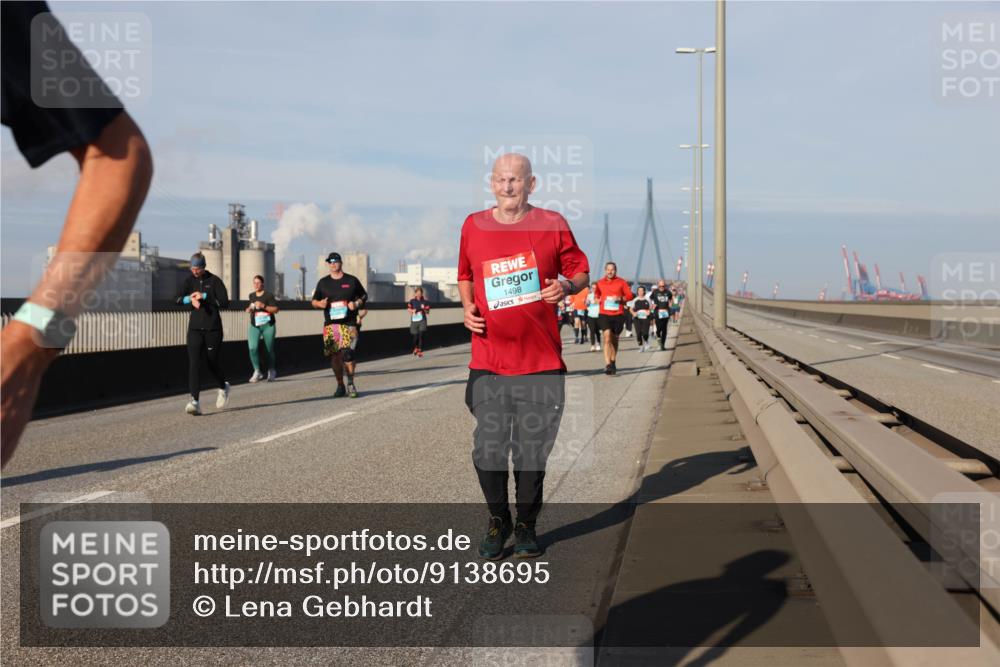 03.10.2025 - Köhlbrandbrückenlauf Lena Gebhardt http://msf.ph/oto/9138695 03.10.2025 09:56:23 Position 2 1498 meine-sportfotos.de