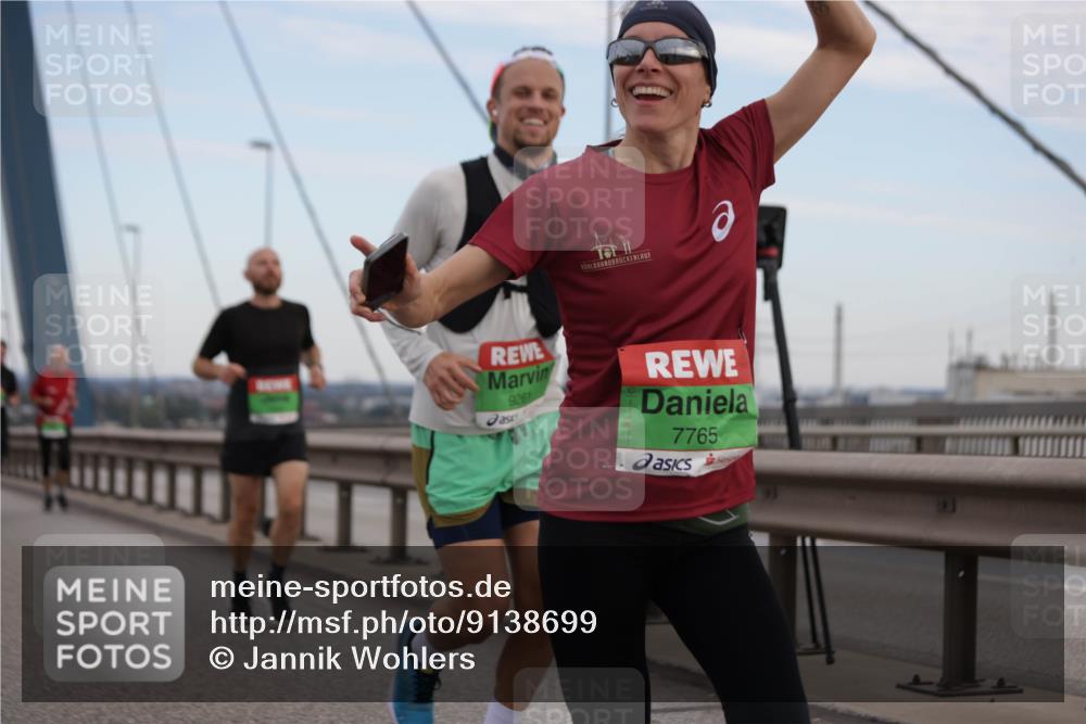 03.10.2025 - Köhlbrandbrückenlauf Jannik Wohlers http://msf.ph/oto/9138699 03.10.2025 15:28:31 Position 1 9261, 7765 meine-sportfotos.de