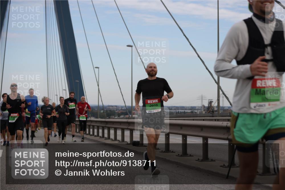 03.10.2025 - Köhlbrandbrückenlauf Jannik Wohlers http://msf.ph/oto/9138711 03.10.2025 15:28:32 Position 1 7995, 9261 meine-sportfotos.de