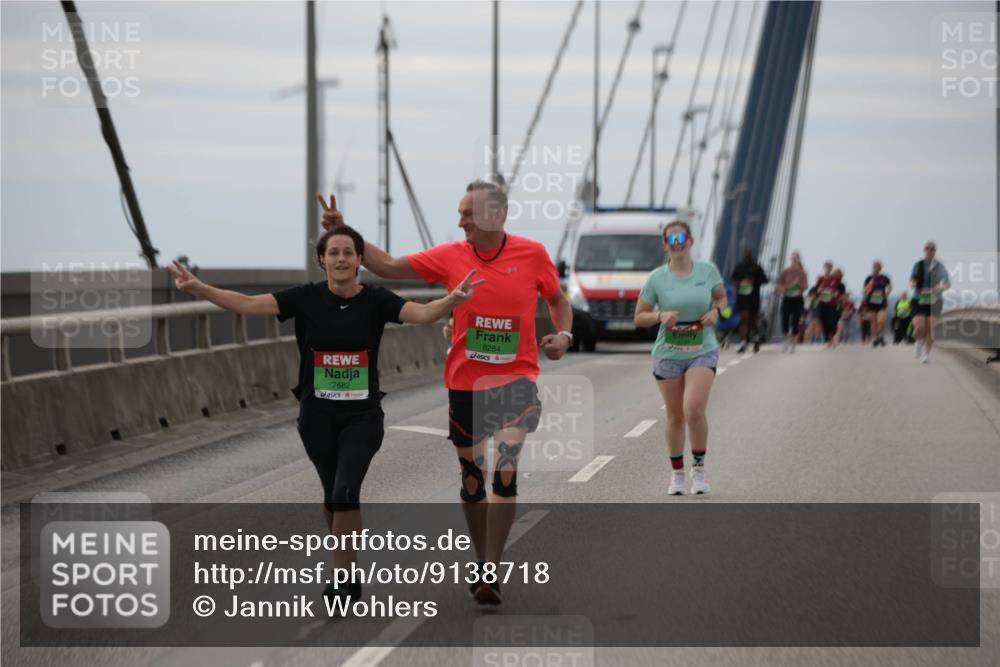 03.10.2025 - Köhlbrandbrückenlauf Jannik Wohlers http://msf.ph/oto/9138718 03.10.2025 16:09:00 Position 1 7682, 8284 meine-sportfotos.de