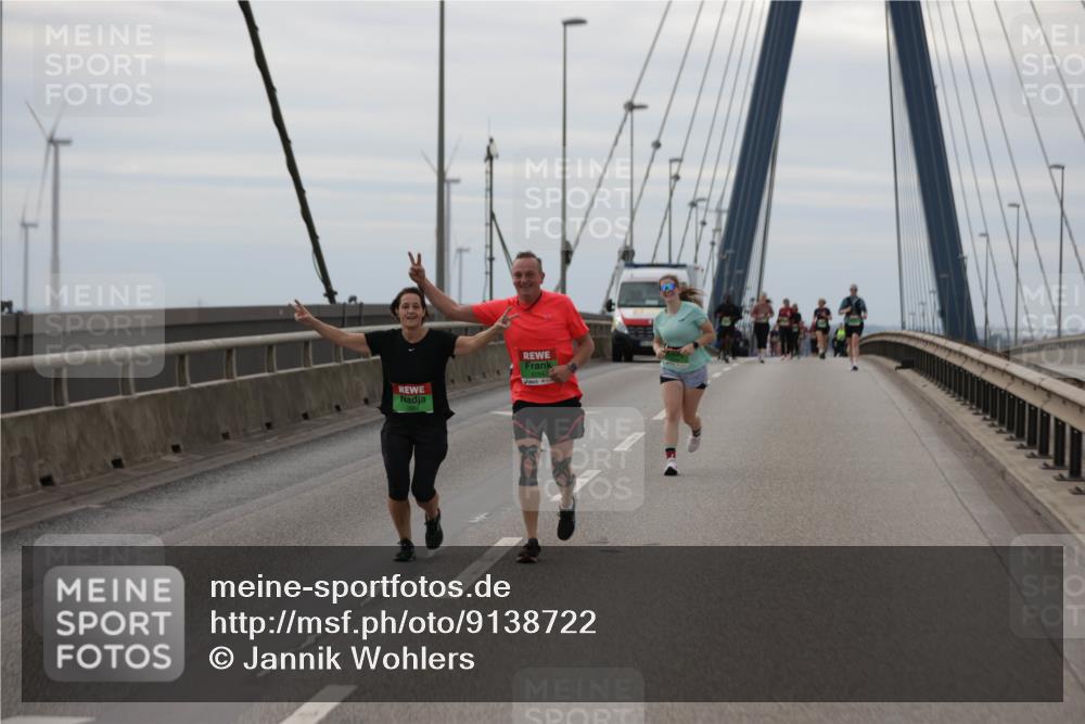 03.10.2025 - Köhlbrandbrückenlauf Jannik Wohlers http://msf.ph/oto/9138722 03.10.2025 16:09:01 Position 1 8284 meine-sportfotos.de
