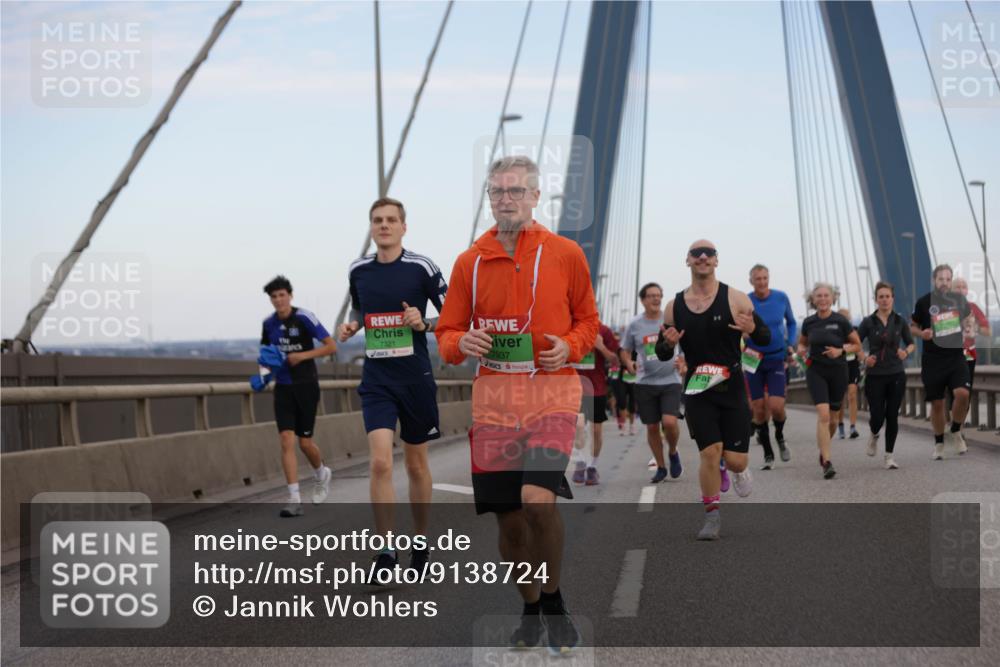 03.10.2025 - Köhlbrandbrückenlauf Jannik Wohlers http://msf.ph/oto/9138724 03.10.2025 15:28:32 Position 1 7321, 7937 meine-sportfotos.de