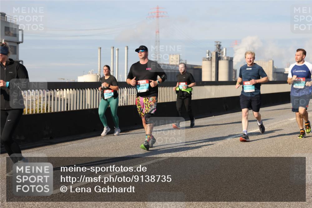 03.10.2025 - Köhlbrandbrückenlauf Lena Gebhardt http://msf.ph/oto/9138735 03.10.2025 09:56:26 Position 2 3268, 2144 meine-sportfotos.de