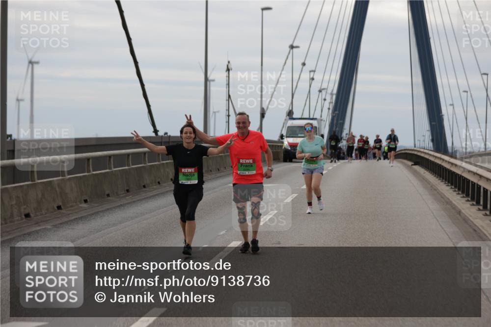 03.10.2025 - Köhlbrandbrückenlauf Jannik Wohlers http://msf.ph/oto/9138736 03.10.2025 16:09:01 Position 1  meine-sportfotos.de