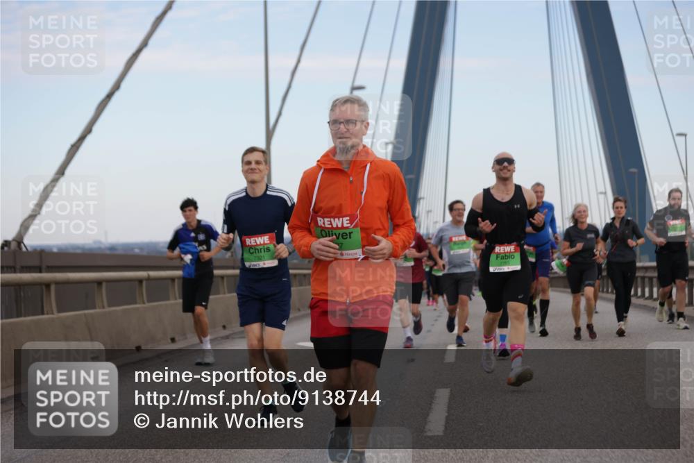 03.10.2025 - Köhlbrandbrückenlauf Jannik Wohlers http://msf.ph/oto/9138744 03.10.2025 15:28:32 Position 1 7321, 7753 meine-sportfotos.de