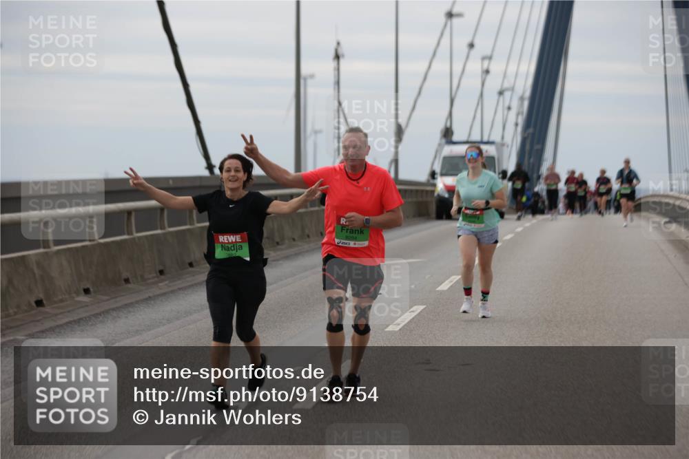 03.10.2025 - Köhlbrandbrückenlauf Jannik Wohlers http://msf.ph/oto/9138754 03.10.2025 16:09:01 Position 1 7682, 8284, 08 meine-sportfotos.de