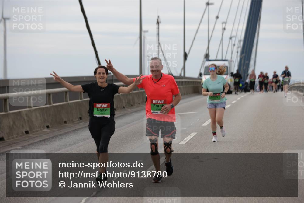 03.10.2025 - Köhlbrandbrückenlauf Jannik Wohlers http://msf.ph/oto/9138780 03.10.2025 16:09:01 Position 1 7682, 8284 meine-sportfotos.de