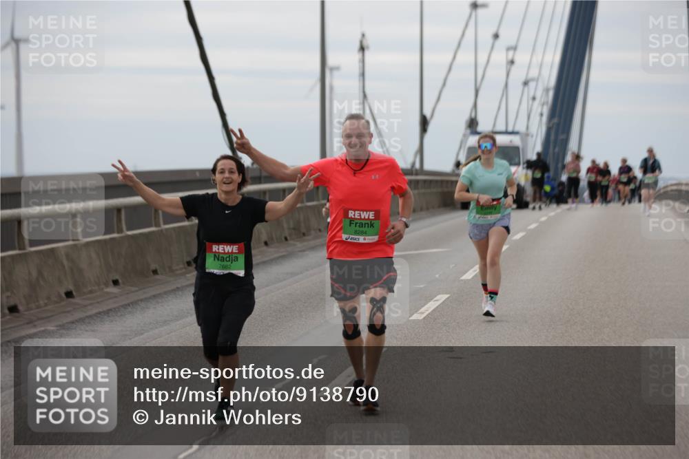 03.10.2025 - Köhlbrandbrückenlauf Jannik Wohlers http://msf.ph/oto/9138790 03.10.2025 16:09:02 Position 1 7682, 8284 meine-sportfotos.de