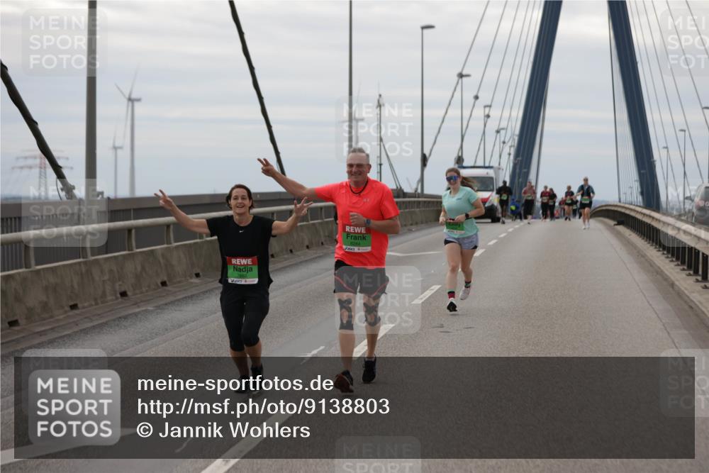 03.10.2025 - Köhlbrandbrückenlauf Jannik Wohlers http://msf.ph/oto/9138803 03.10.2025 16:09:02 Position 1 8284 meine-sportfotos.de