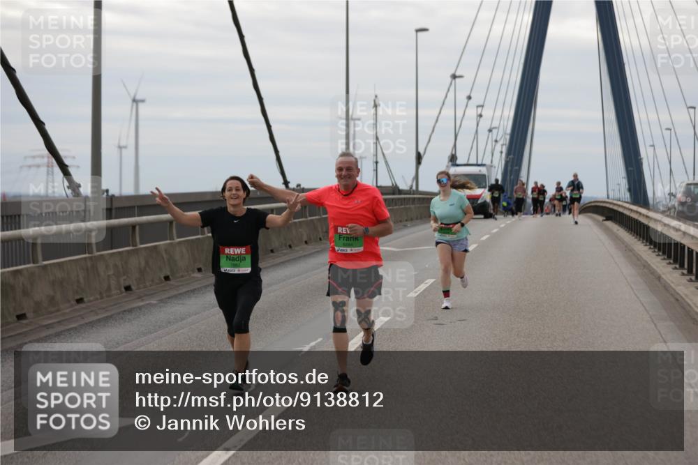 03.10.2025 - Köhlbrandbrückenlauf Jannik Wohlers http://msf.ph/oto/9138812 03.10.2025 16:09:02 Position 1 8284 meine-sportfotos.de