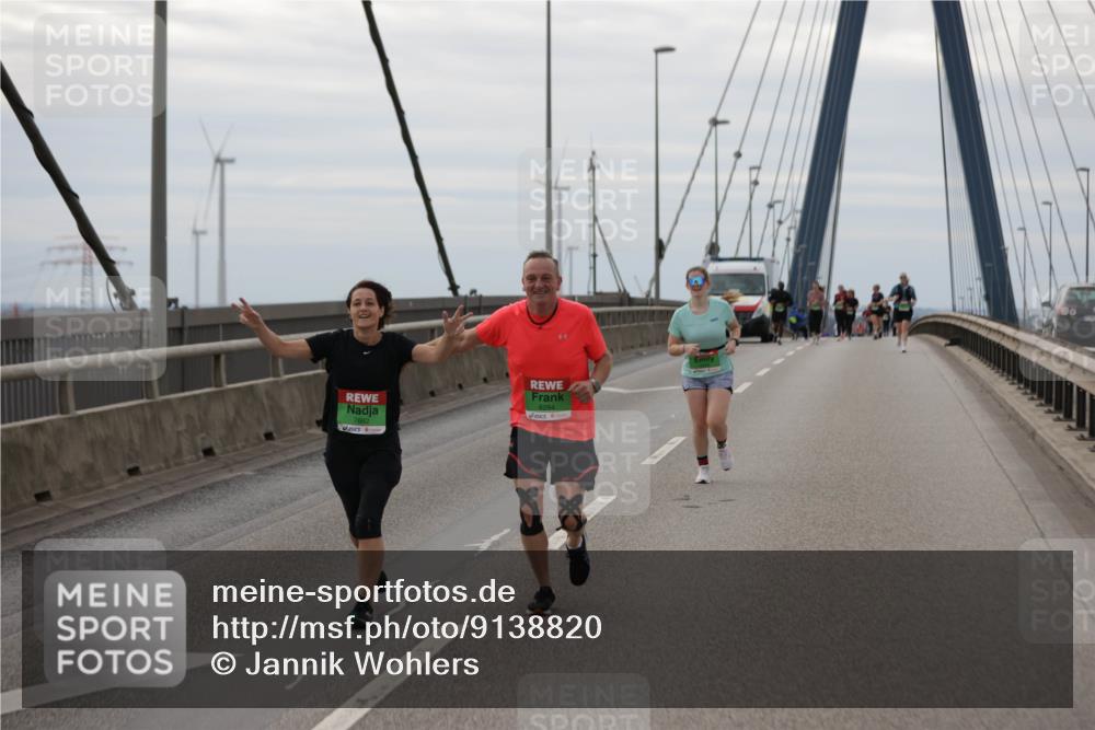 03.10.2025 - Köhlbrandbrückenlauf Jannik Wohlers http://msf.ph/oto/9138820 03.10.2025 16:09:02 Position 1 8284, 7682 meine-sportfotos.de