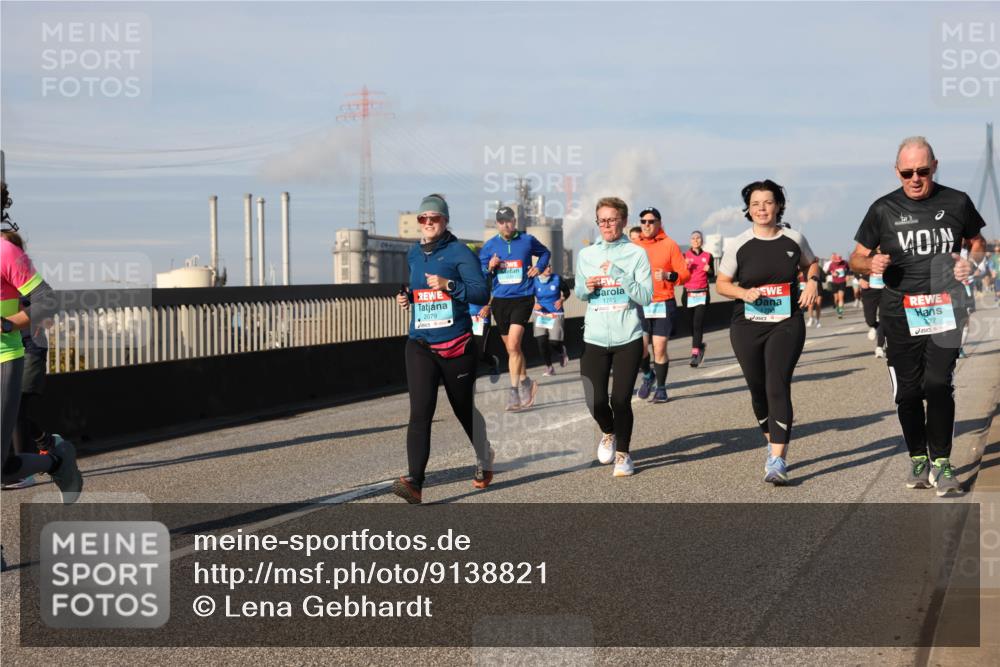 03.10.2025 - Köhlbrandbrückenlauf Lena Gebhardt http://msf.ph/oto/9138821 03.10.2025 09:56:31 Position 2 2079, 1745, 27 meine-sportfotos.de