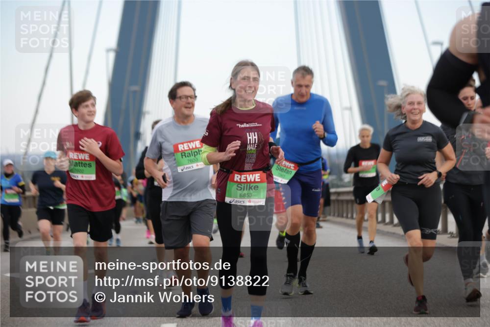 03.10.2025 - Köhlbrandbrückenlauf Jannik Wohlers http://msf.ph/oto/9138822 03.10.2025 15:28:34 Position 1 7600, 7603, 8853, 7363 meine-sportfotos.de