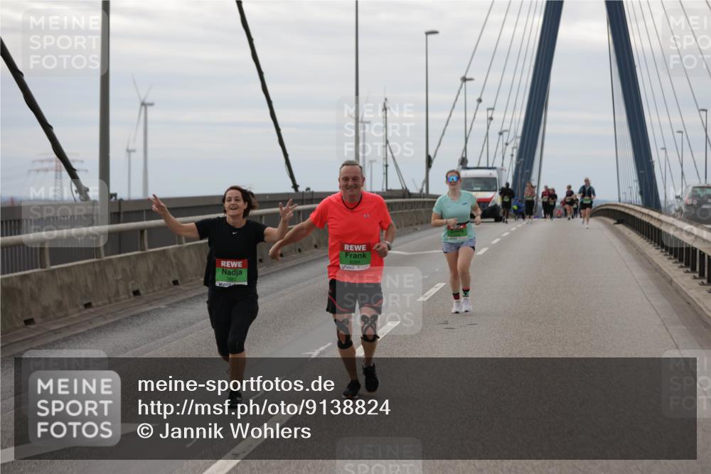 03.10.2025 - Köhlbrandbrückenlauf Jannik Wohlers http://msf.ph/oto/9138824 03.10.2025 16:09:02 Position 1 00 meine-sportfotos.de