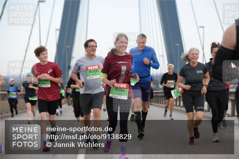 03.10.2025 - Köhlbrandbrückenlauf Jannik Wohlers http://msf.ph/oto/9138829 03.10.2025 15:28:35 Position 1 7602, 7603, 8853 meine-sportfotos.de