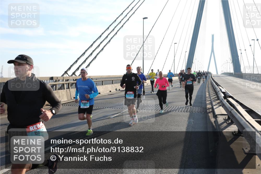 03.10.2025 - Köhlbrandbrückenlauf Yannick Fuchs http://msf.ph/oto/9138832 03.10.2025 08:23:13 Position 2 2709 meine-sportfotos.de