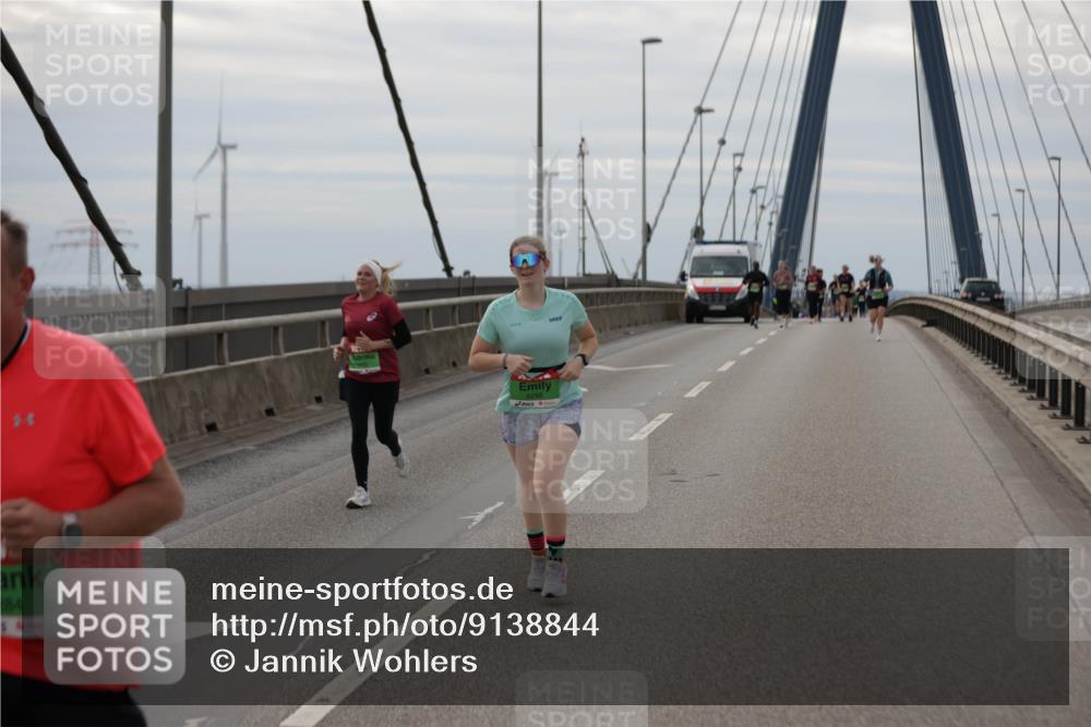 03.10.2025 - Köhlbrandbrückenlauf Jannik Wohlers http://msf.ph/oto/9138844 03.10.2025 16:09:04 Position 1 28, 284 meine-sportfotos.de