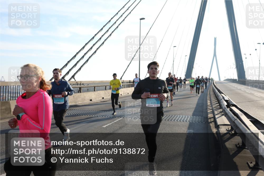 03.10.2025 - Köhlbrandbrückenlauf Yannick Fuchs http://msf.ph/oto/9138872 03.10.2025 08:23:15 Position 2 3775 meine-sportfotos.de