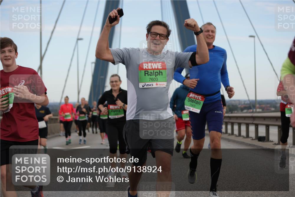03.10.2025 - Köhlbrandbrückenlauf Jannik Wohlers http://msf.ph/oto/9138924 03.10.2025 15:28:37 Position 1 7603, 7363 meine-sportfotos.de