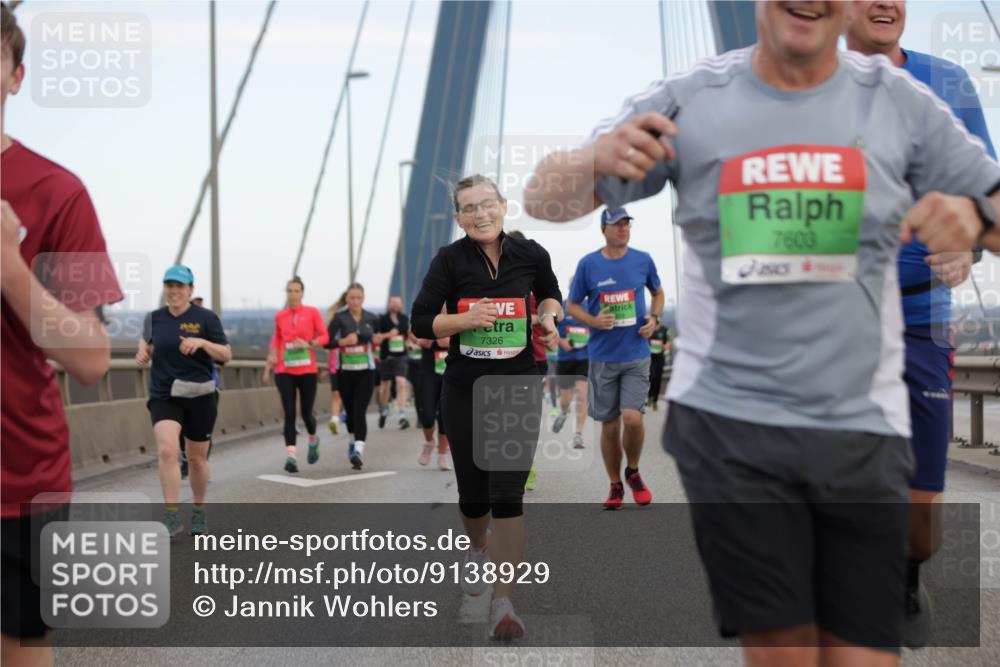 03.10.2025 - Köhlbrandbrückenlauf Jannik Wohlers http://msf.ph/oto/9138929 03.10.2025 15:28:37 Position 1 7326, 7603, 0 meine-sportfotos.de