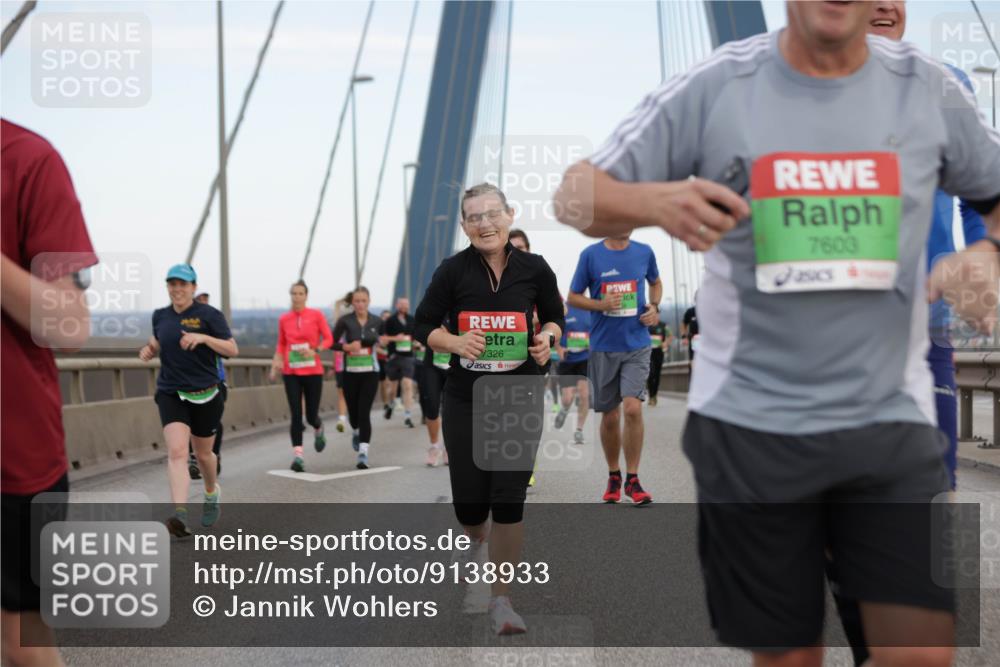 03.10.2025 - Köhlbrandbrückenlauf Jannik Wohlers http://msf.ph/oto/9138933 03.10.2025 15:28:37 Position 1 7326, 7600 meine-sportfotos.de