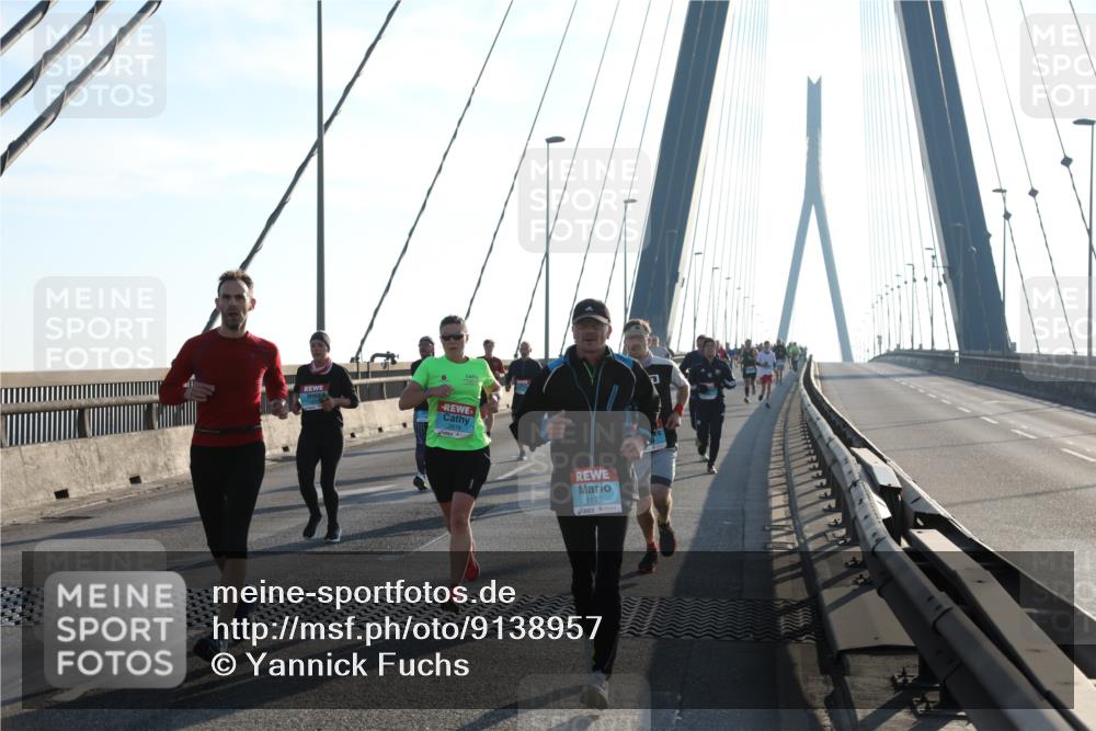03.10.2025 - Köhlbrandbrückenlauf Yannick Fuchs http://msf.ph/oto/9138957 03.10.2025 08:23:19 Position 2 1175 meine-sportfotos.de