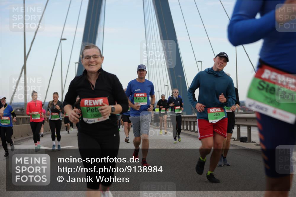 03.10.2025 - Köhlbrandbrückenlauf Jannik Wohlers http://msf.ph/oto/9138984 03.10.2025 15:28:38 Position 1 7326, 7814, 8817 meine-sportfotos.de