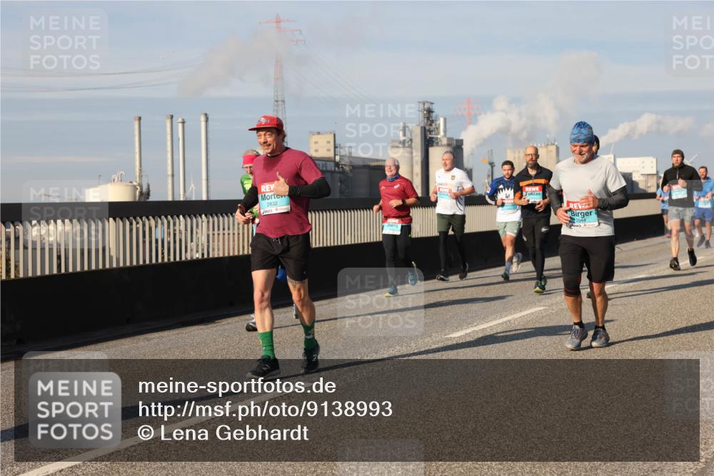 03.10.2025 - Köhlbrandbrückenlauf Lena Gebhardt http://msf.ph/oto/9138993 03.10.2025 09:56:41 Position 2 2832, 2044 meine-sportfotos.de