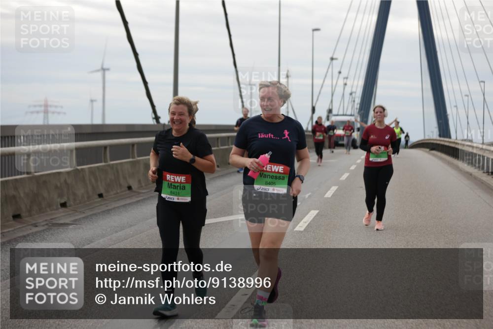 03.10.2025 - Köhlbrandbrückenlauf Jannik Wohlers http://msf.ph/oto/9138996 03.10.2025 16:09:35 Position 1 8431, 8405 meine-sportfotos.de