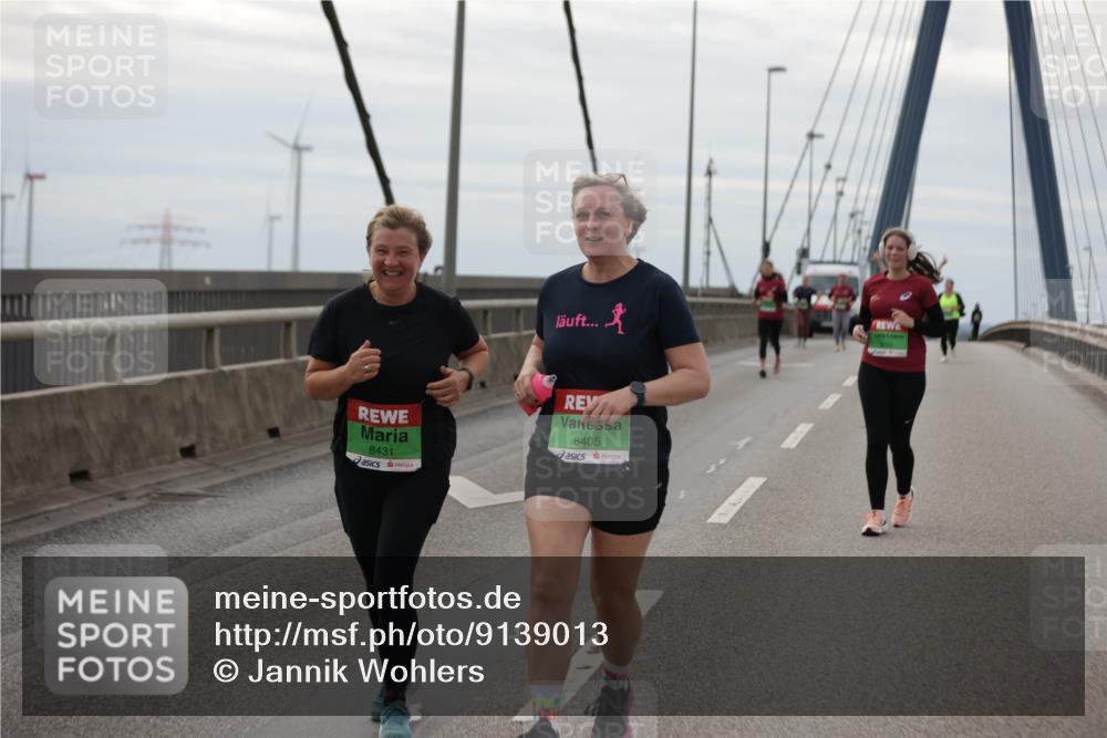 03.10.2025 - Köhlbrandbrückenlauf Jannik Wohlers http://msf.ph/oto/9139013 03.10.2025 16:09:35 Position 1 8431, 8405 meine-sportfotos.de