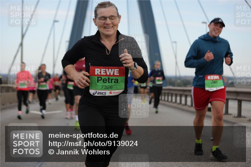 03.10.2025 - Köhlbrandbrückenlauf Jannik Wohlers http://msf.ph/oto/9139024 03.10.2025 15:28:39 Position 1 7326, 8817 meine-sportfotos.de
