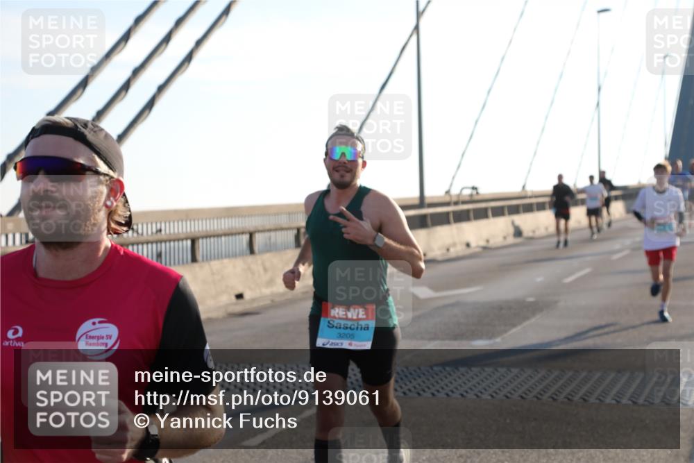 03.10.2025 - Köhlbrandbrückenlauf Yannick Fuchs http://msf.ph/oto/9139061 03.10.2025 08:23:29 Position 2 3205 meine-sportfotos.de