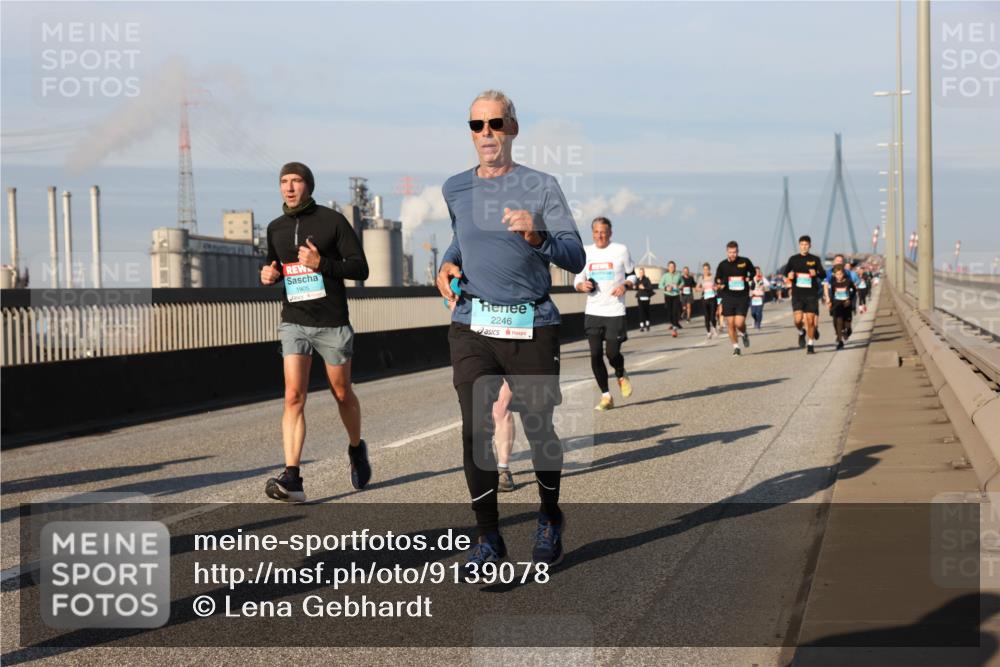 03.10.2025 - Köhlbrandbrückenlauf Lena Gebhardt http://msf.ph/oto/9139078 03.10.2025 09:56:46 Position 2 1905, 2246 meine-sportfotos.de