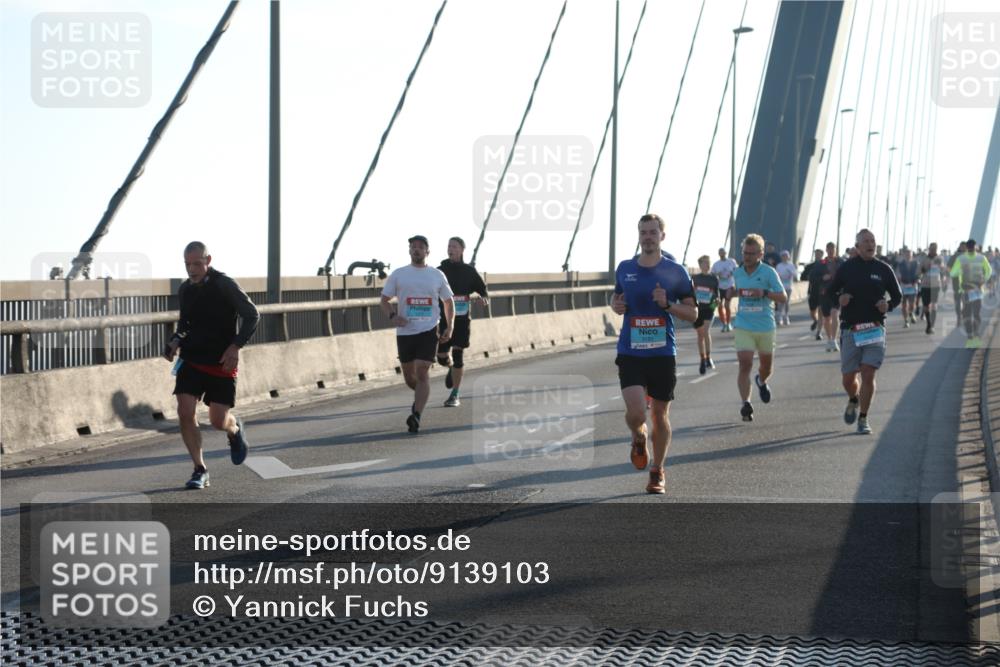 03.10.2025 - Köhlbrandbrückenlauf Yannick Fuchs http://msf.ph/oto/9139103 03.10.2025 08:23:33 Position 2  meine-sportfotos.de