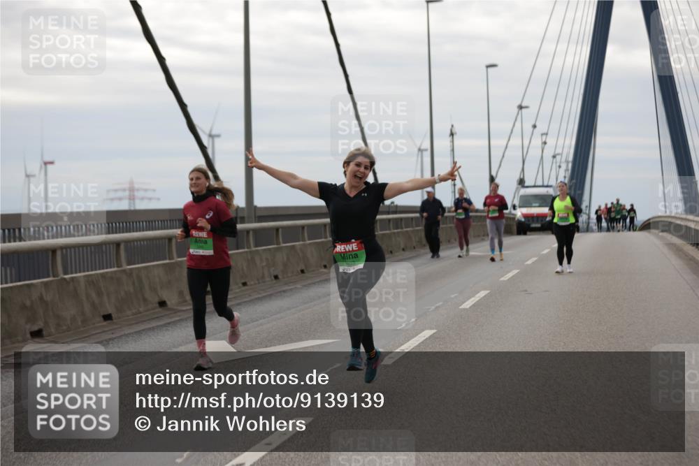 03.10.2025 - Köhlbrandbrückenlauf Jannik Wohlers http://msf.ph/oto/9139139 03.10.2025 16:09:43 Position 1 403 meine-sportfotos.de