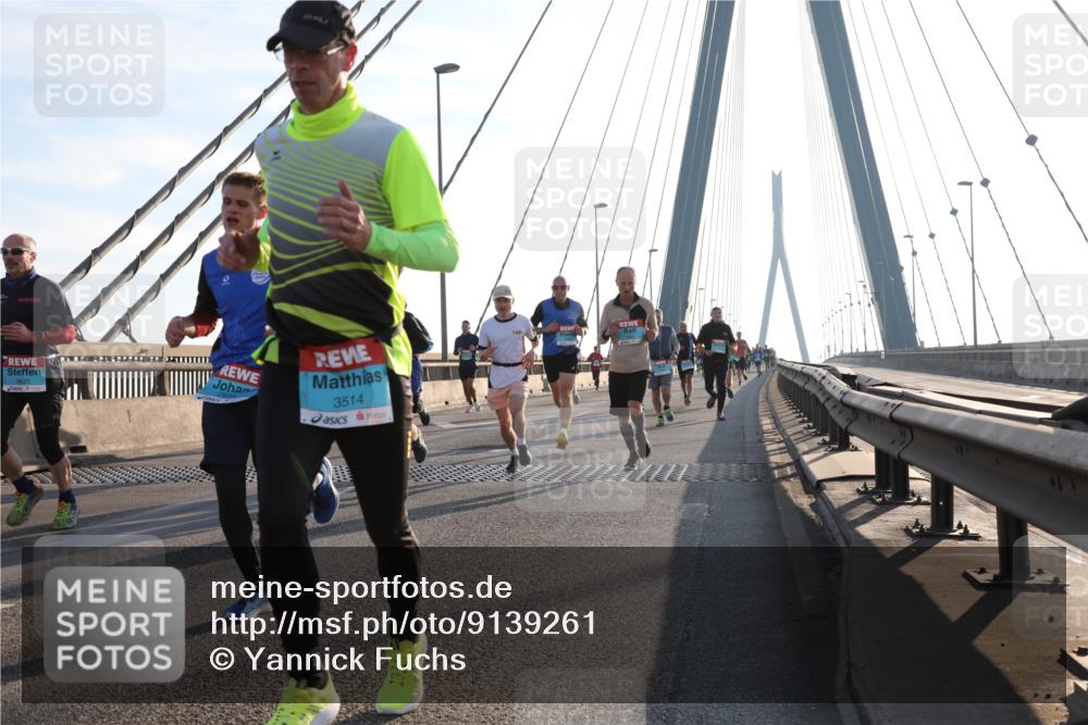 03.10.2025 - Köhlbrandbrückenlauf Yannick Fuchs http://msf.ph/oto/9139261 03.10.2025 08:23:43 Position 2 2820, 3514 meine-sportfotos.de