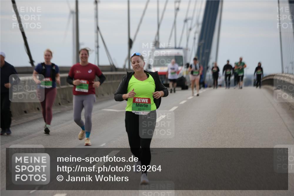 03.10.2025 - Köhlbrandbrückenlauf Jannik Wohlers http://msf.ph/oto/9139264 03.10.2025 16:09:47 Position 1 8512 meine-sportfotos.de