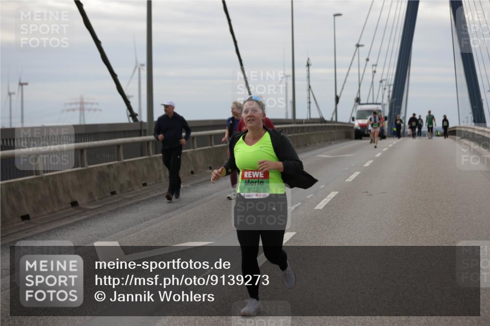 03.10.2025 - Köhlbrandbrückenlauf Jannik Wohlers http://msf.ph/oto/9139273 03.10.2025 16:09:49 Position 1 8512 meine-sportfotos.de