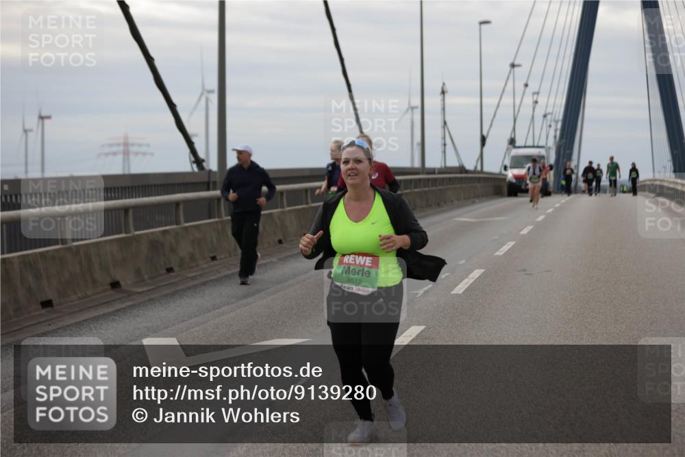 03.10.2025 - Köhlbrandbrückenlauf Jannik Wohlers http://msf.ph/oto/9139280 03.10.2025 16:09:49 Position 1 8512 meine-sportfotos.de