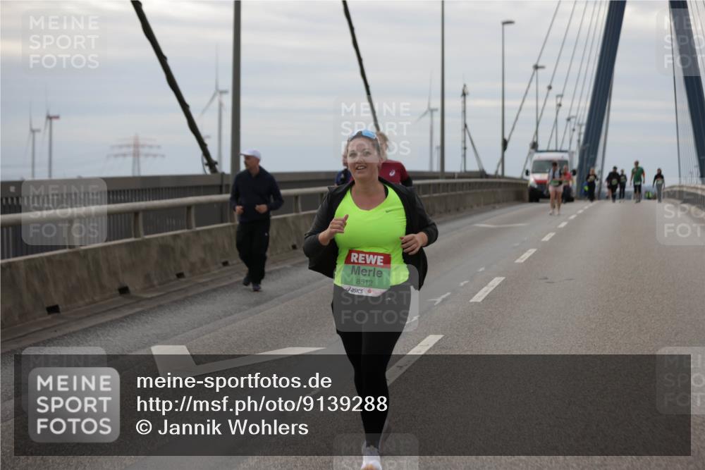 03.10.2025 - Köhlbrandbrückenlauf Jannik Wohlers http://msf.ph/oto/9139288 03.10.2025 16:09:49 Position 1 8512 meine-sportfotos.de